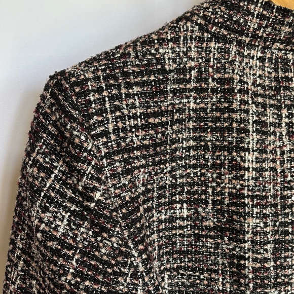 Banana Republic Women's Plum and Black Chenille Tweed Wrap Belted Jacket M EUC - Picture 5 of 12